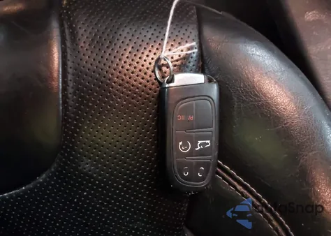 2015 Jeep Cherokee Limited из США, поврежденный, VIN 1C4PJLDS7FW656565